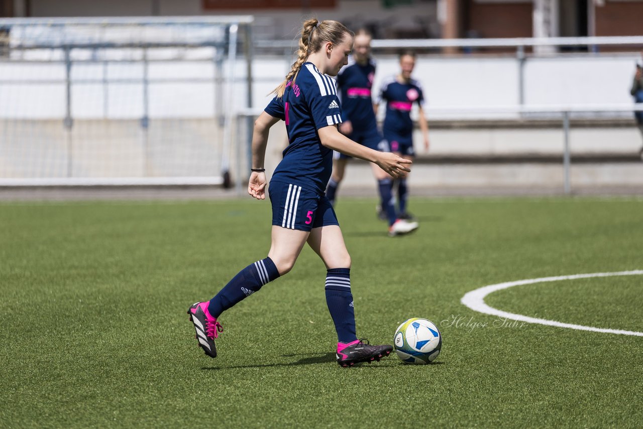 Bild 258 - wCJ Osterroenfelder TSV - VfL Pinneberg : Ergebnis: 0:15